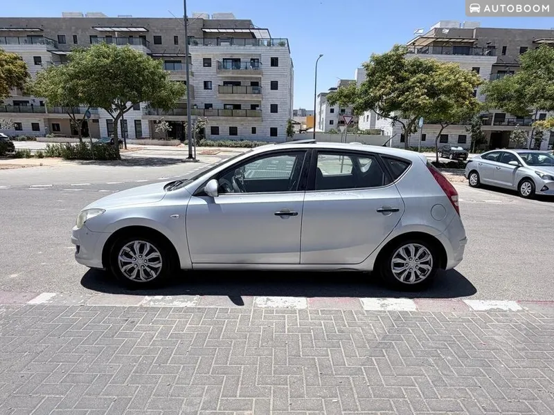 יונדאי i30 יד 2 רכב, 2010, פרטי