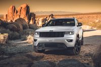 Jeep Grand Cherokee. 4 generation, restyling. Released since 2013