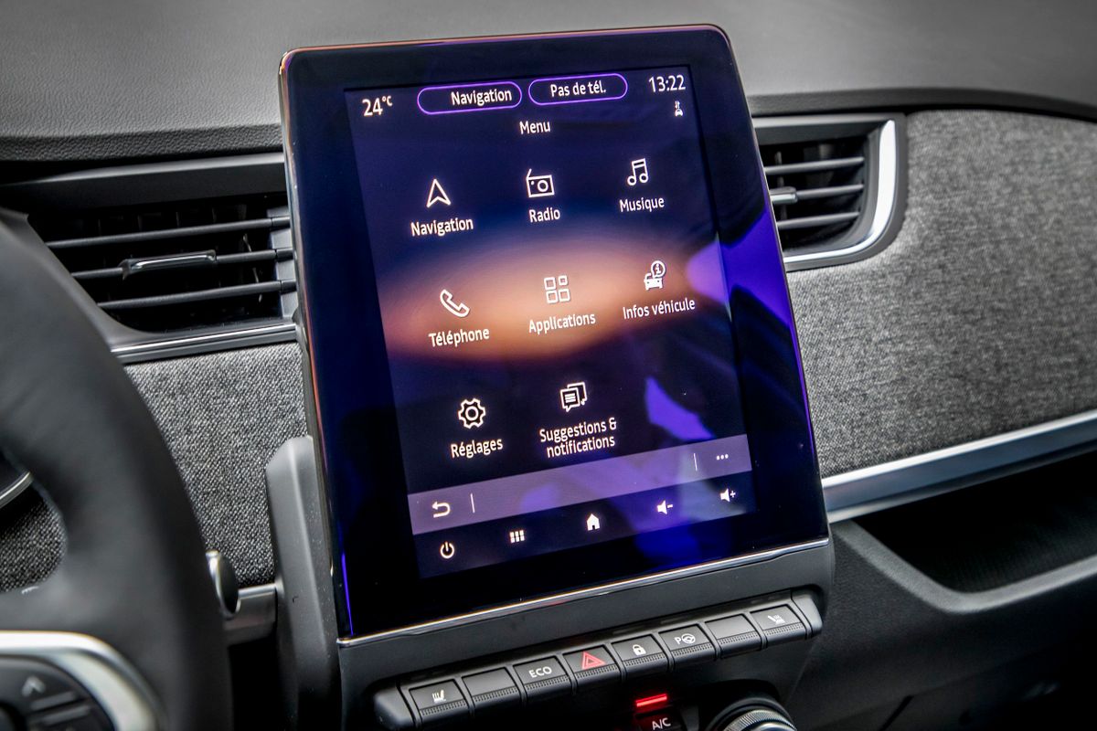 Renault ZOE 2019. Multimedia. Mini 5-doors, 1 generation, restyling