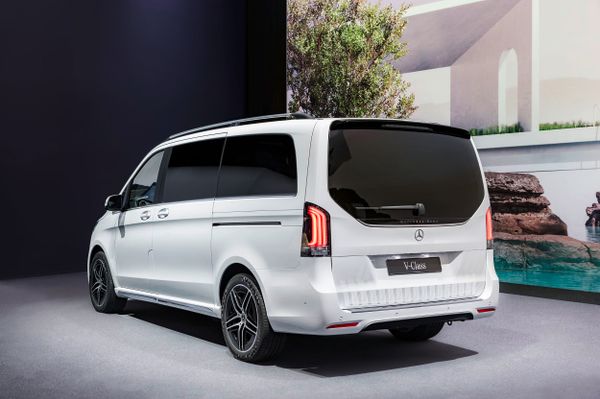 Mercedes V-Class 2023. Bodywork, Exterior. Minivan, 3 generation, restyling 2