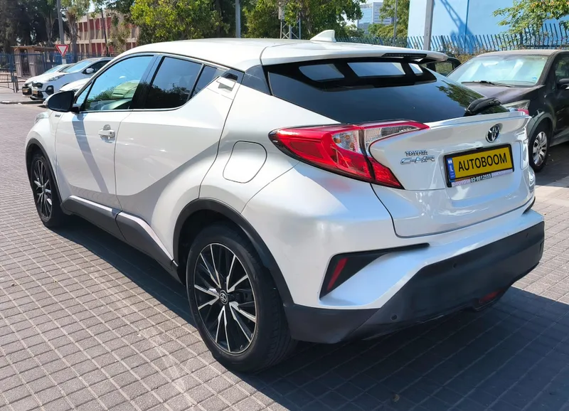 טויוטה C-HR יד 2 רכב, 2018, פרטי