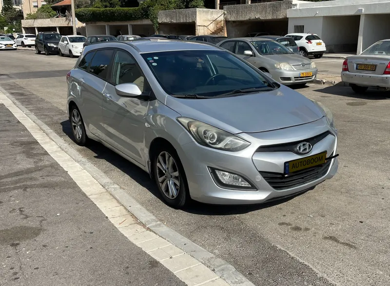 יונדאי i30 יד 2 רכב, 2015, פרטי