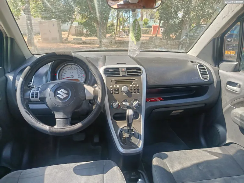 Suzuki Splash 2nd hand, 2010