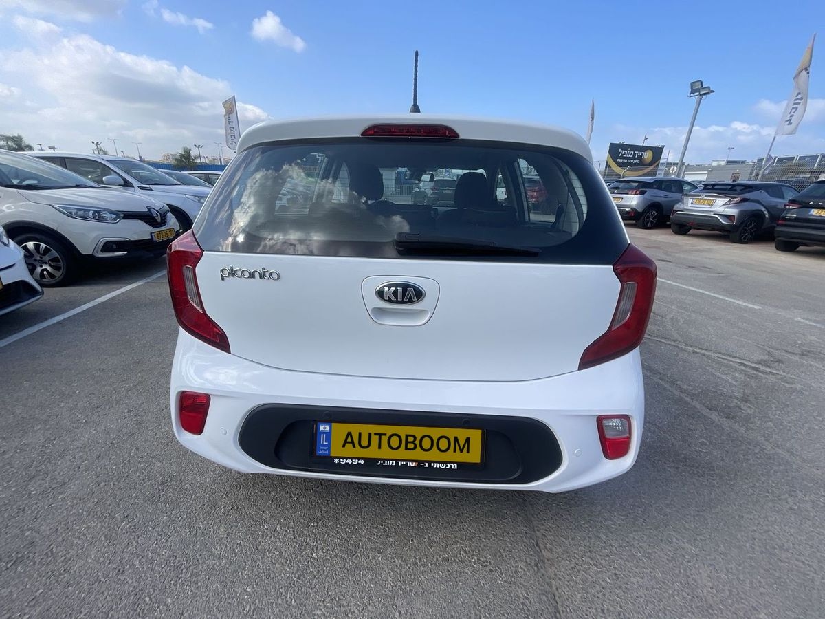 Kia Picanto 2nd hand, 2020, private hand