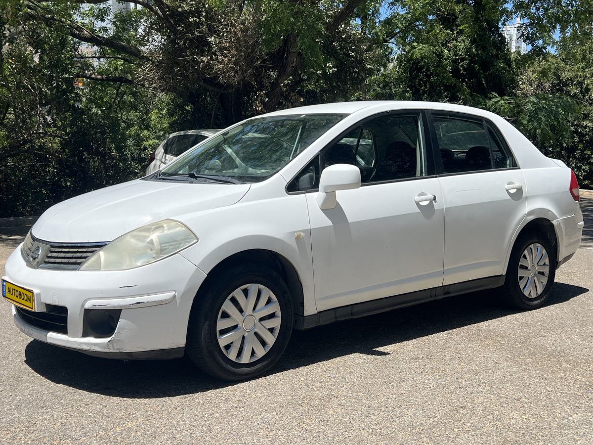Nissan Tiida 2ème main, 2011, main privée