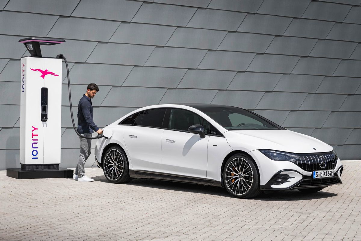 Mercedes-Benz EQE AMG 2022. Carrosserie, extérieur. Berline, 1 génération