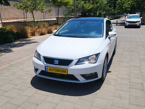 SEAT Leon, 2019, photo