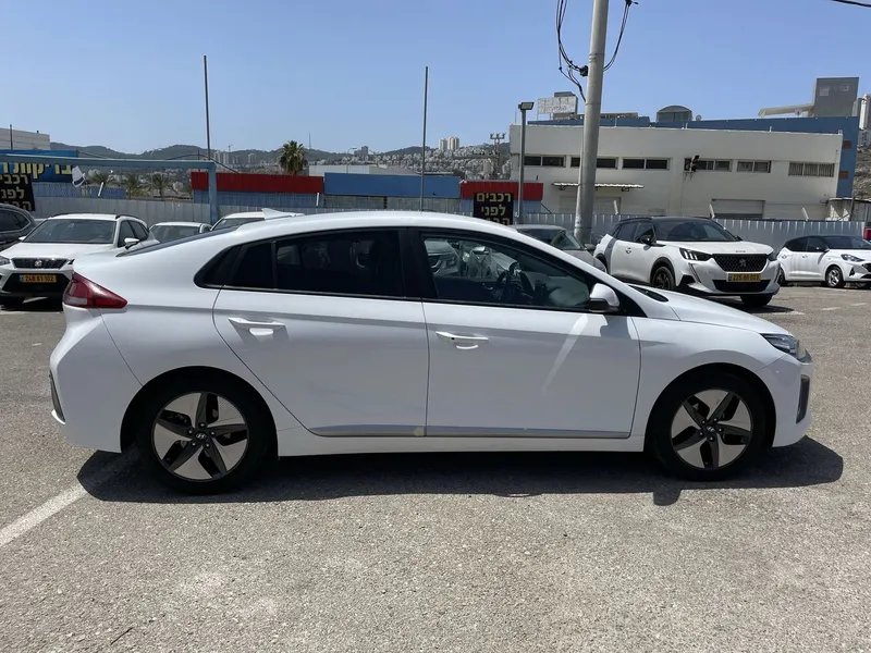 Hyundai IONIQ с пробегом, 2021, частная рука