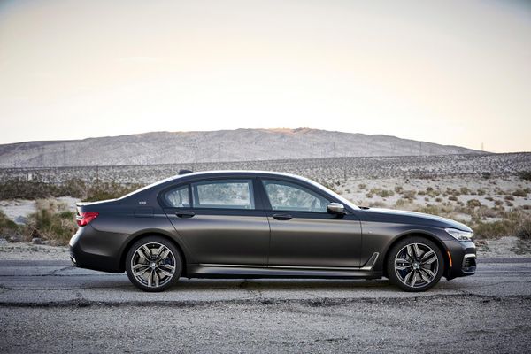 BMW 7 series 2015. Bodywork, Exterior. Sedan Long, 6 generation