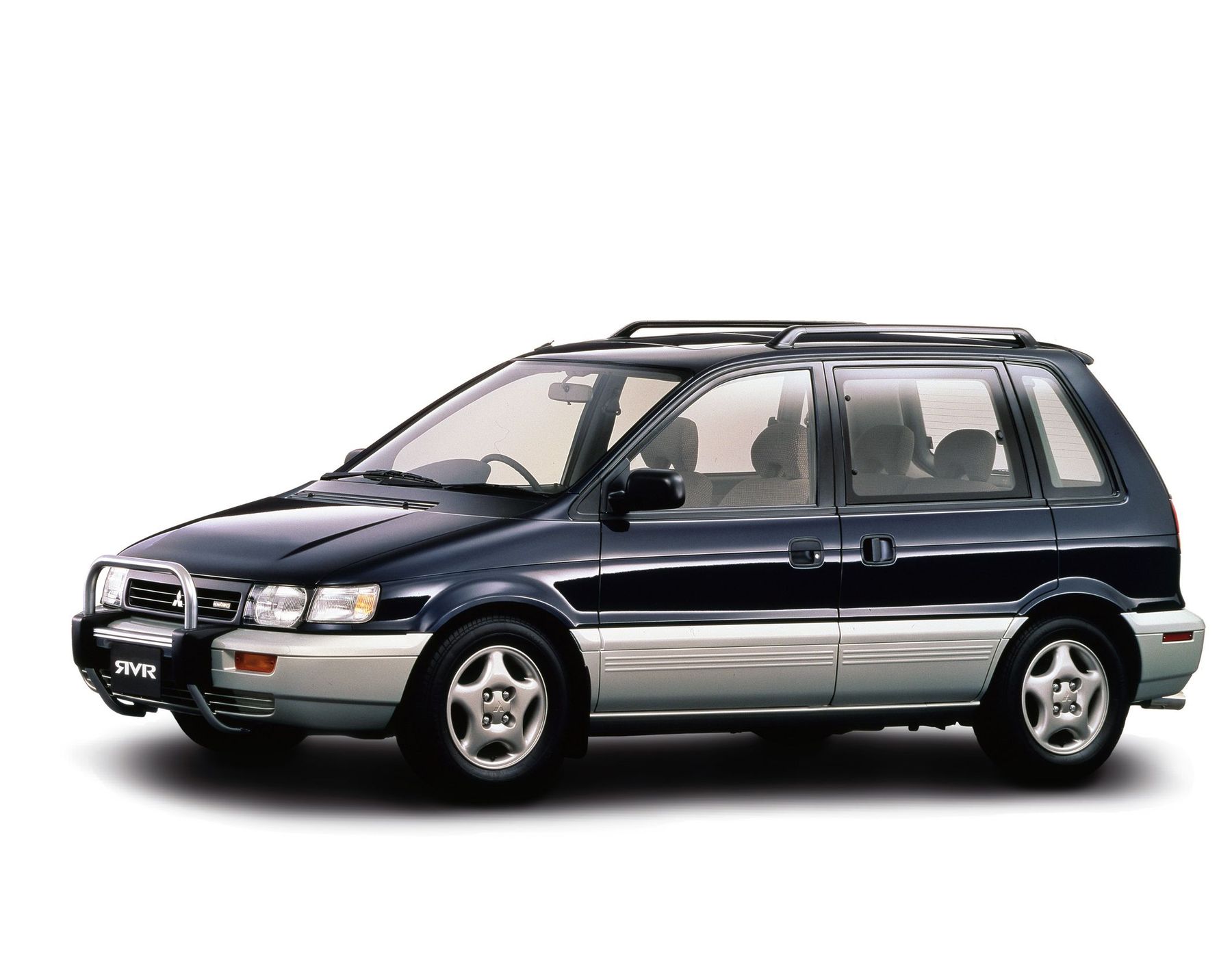 Митсубиси рвр 3 поколения. Mitsubishi rvr 1991. митсубиси рвр 1.8 1 поколение. мицубиси рвр сидения.