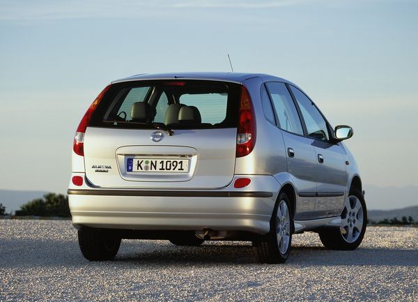 Nissan Almera Tino 2003. Carrosserie, extérieur. Monospace, 1 génération, restyling