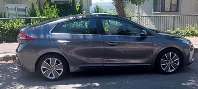Hyundai IONIQ 2nd hand, 2017, private hand
