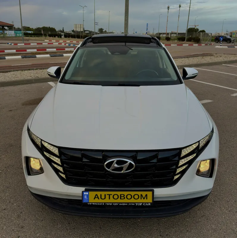 Hyundai Tucson 2nd hand, 2022, private