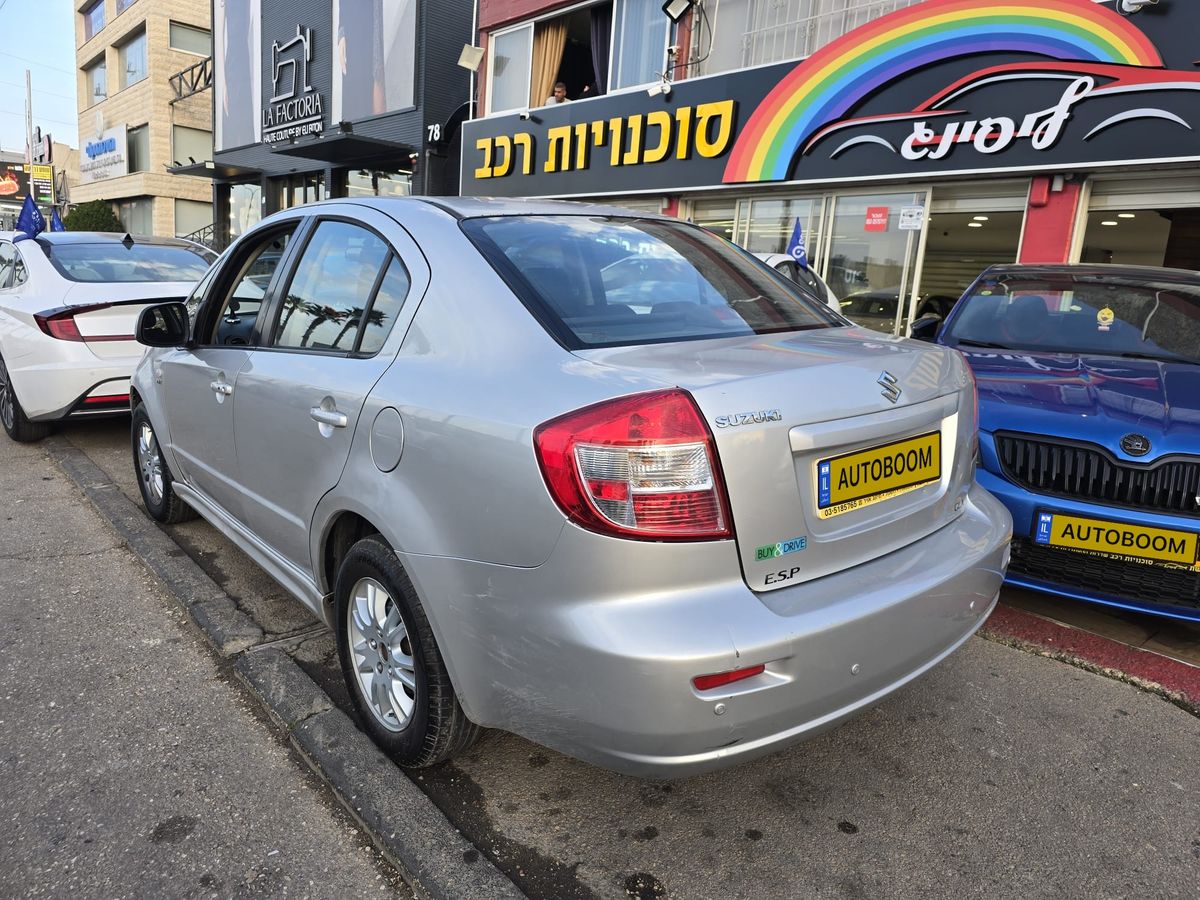 סוזוקי SX4 יד 2 רכב, 2008, פרטי