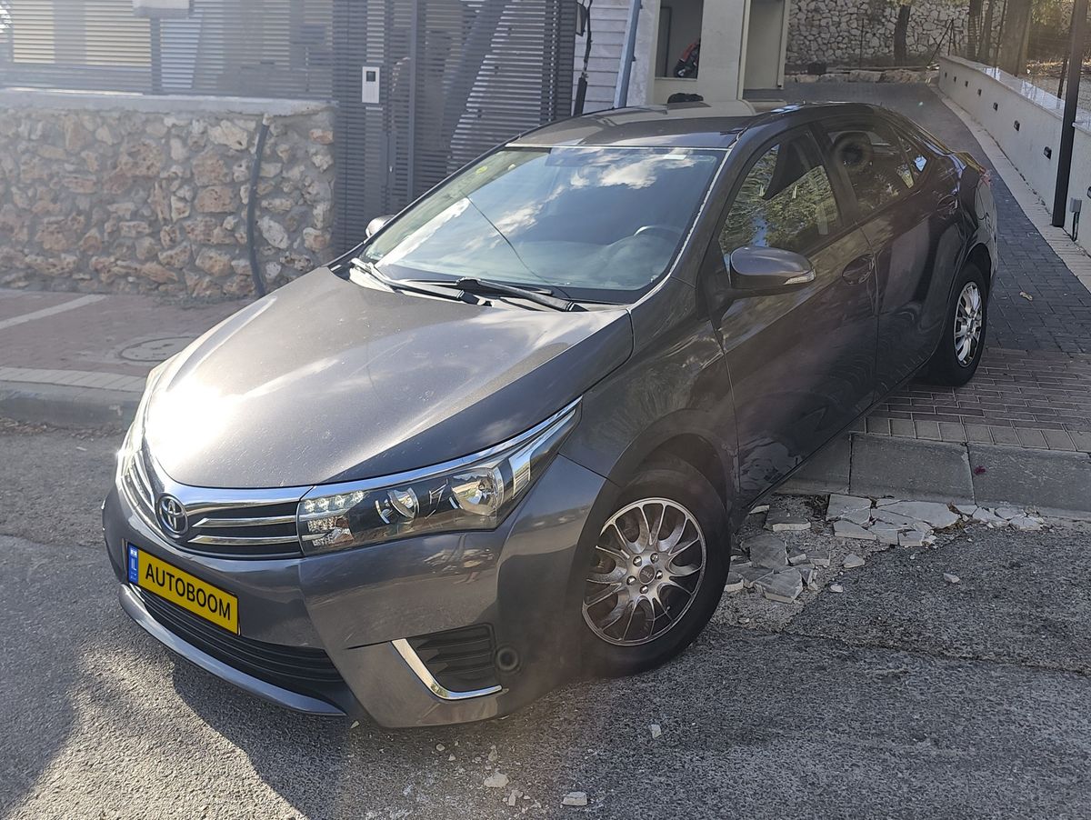 Toyota Corolla 2ème main, 2014, main privée