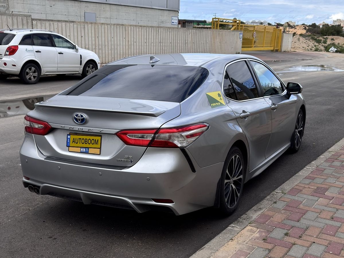 Toyota Camry 2ème main, 2020, main privée