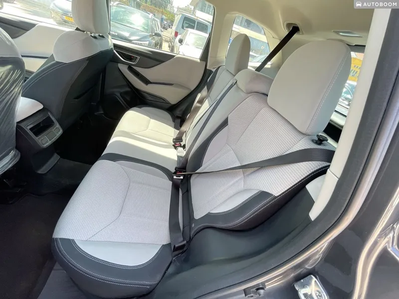 Subaru Forester 2nd hand, 2023, private