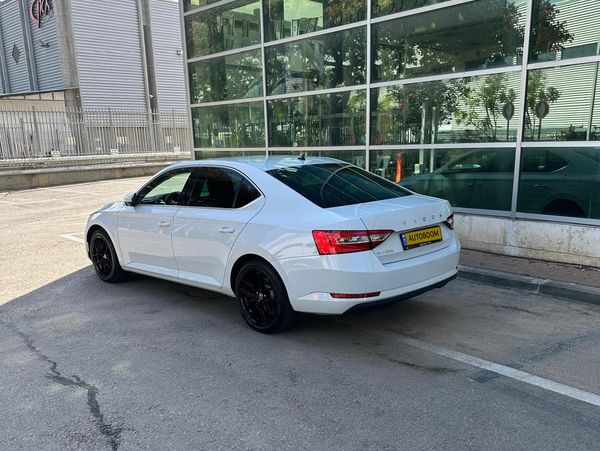 Skoda Superb с пробегом, 2020, частная рука