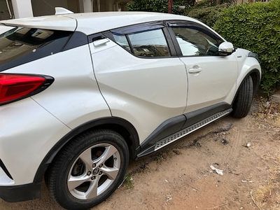 Toyota C-HR 2nd hand, 2018, private hand