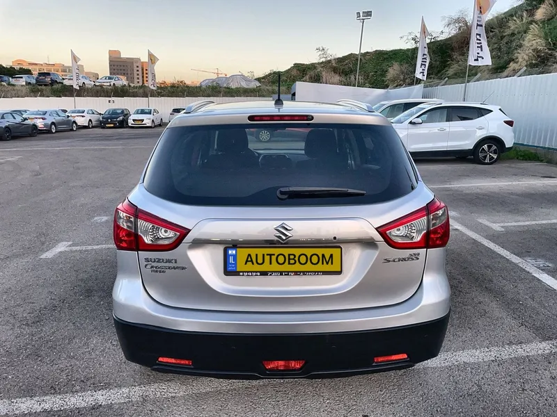 Suzuki Crossover 2ème main, 2018, main privée