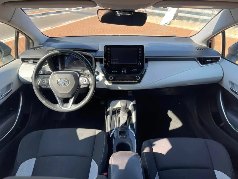 Toyota Corolla 2nd hand, 2020