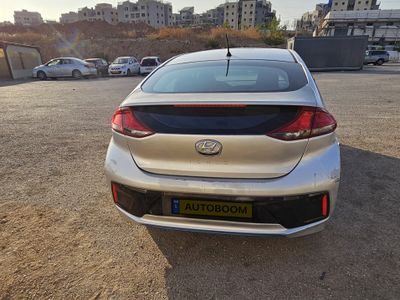 קבלו פרסומות חדשות לרכבים למכירה {inRegion}