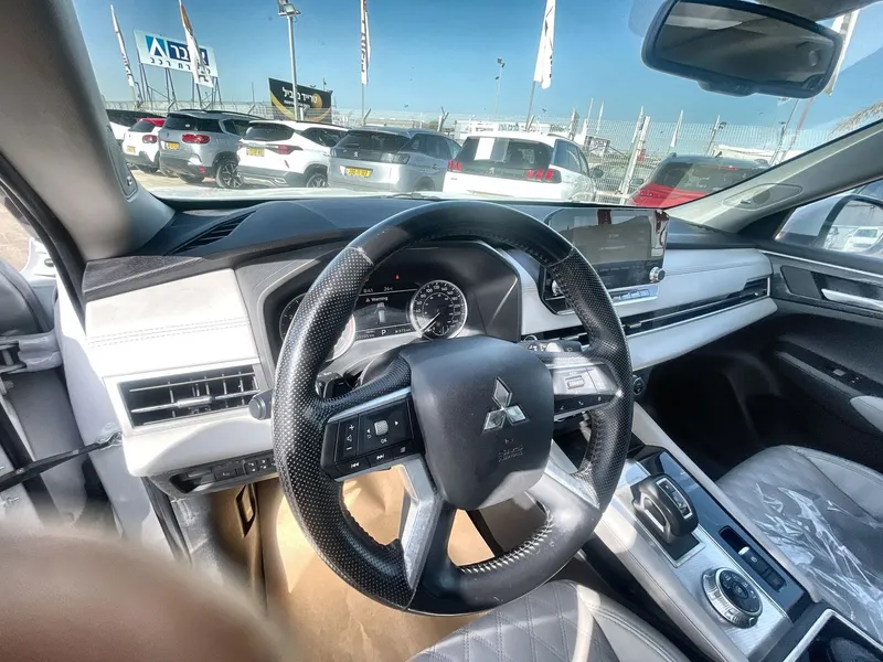 Mitsubishi Outlander 2ème main, 2022, main privée