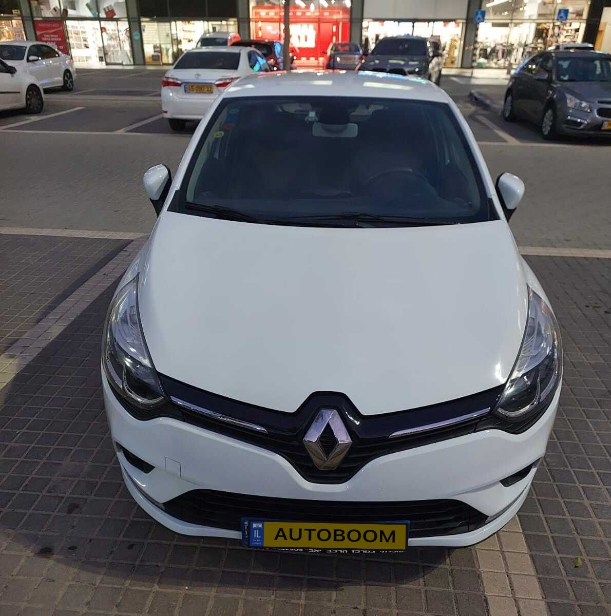 Renault Clio 2ème main, 2017, main privée