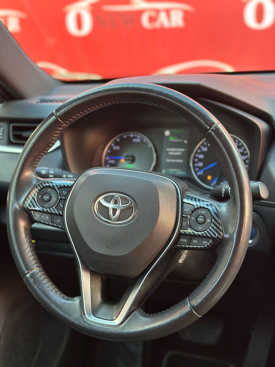 Toyota RAV4 2nd hand, 2021, private hand