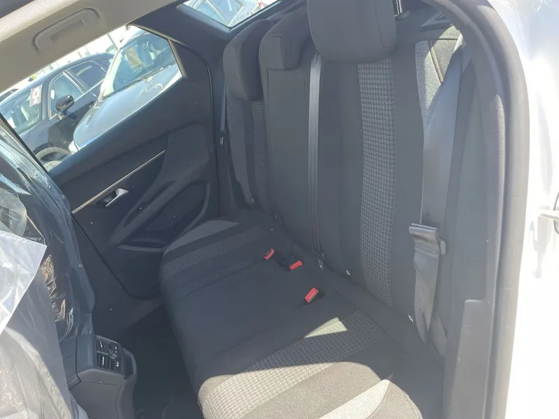 Peugeot 3008 2nd hand, 2023, private hand