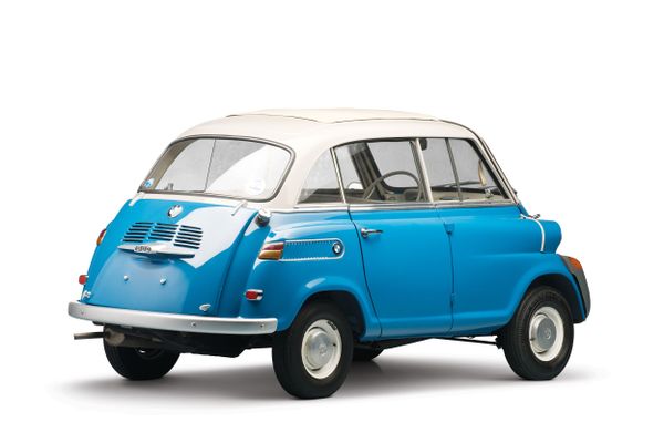 ב.מ.וו 600 ‏1957. מרכב, צורה. מיני 3 דלתות, 1 דור