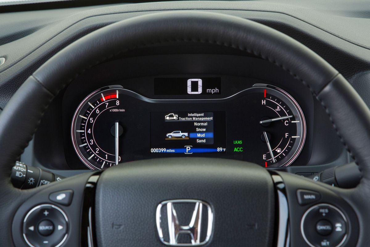 Honda Ridgeline 2016. Dashboard. Pickup double-cab, 2 generation