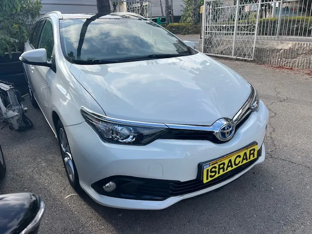 Toyota Auris с пробегом, 2017