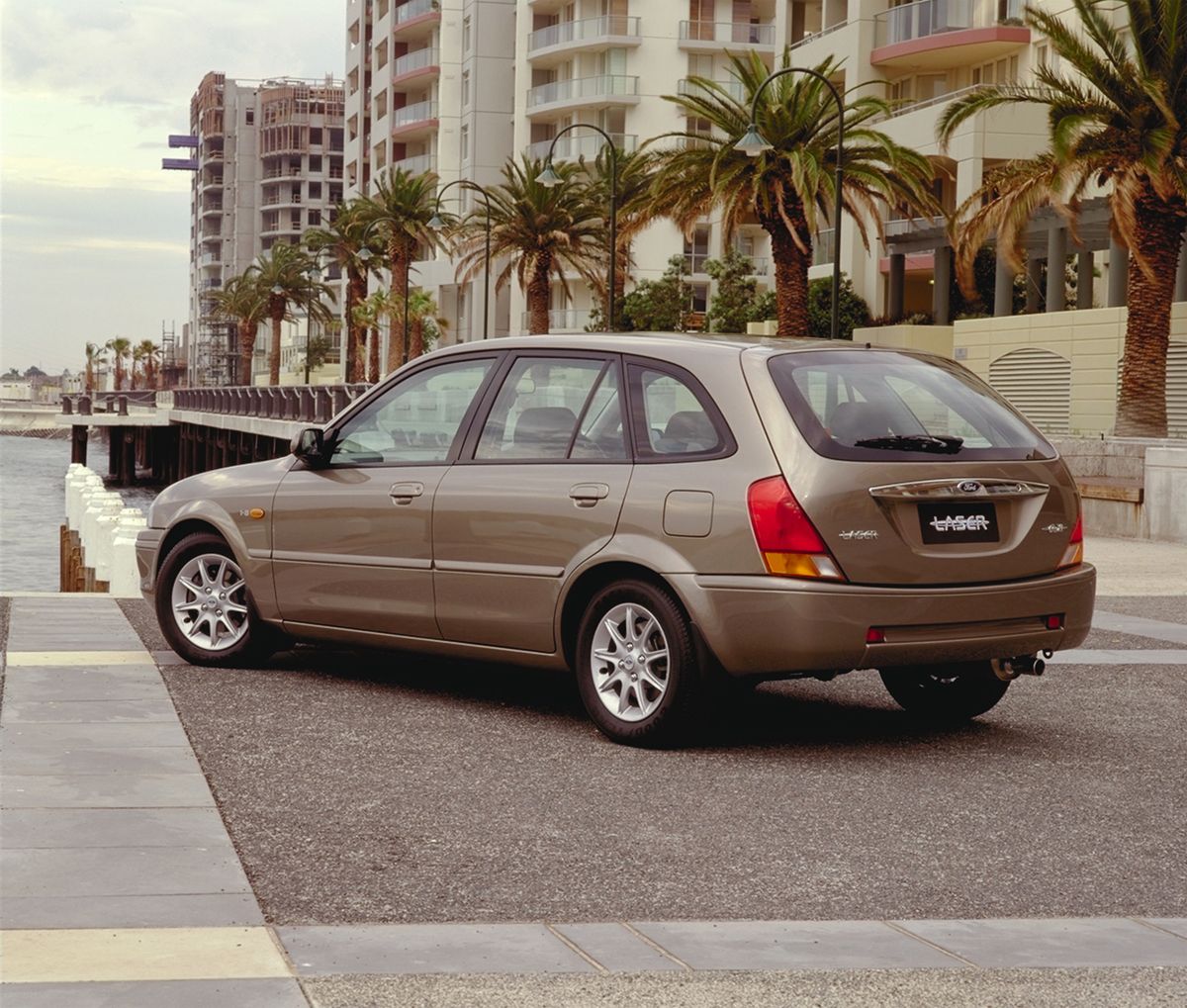 Ford Laser 1994. Bodywork, Exterior. Hatchback 5-door, 4 generation