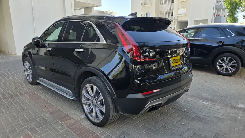 Cadillac XT4 2nd hand, 2021, private hand