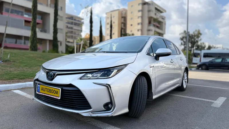 טויוטה קורולה יד 2 רכב, 2020, פרטי