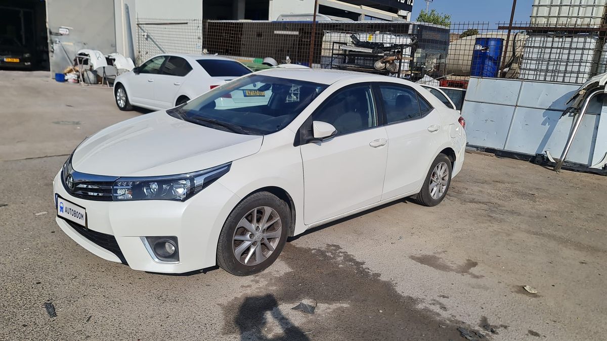 Toyota Corolla 2ème main, 2015, main privée