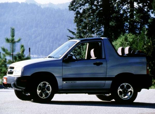 شيڤروليه تراكس ‏1998. الهيكل، المظهر الخارجي. SUV كشف (كابريوليت), 2 الجيل
