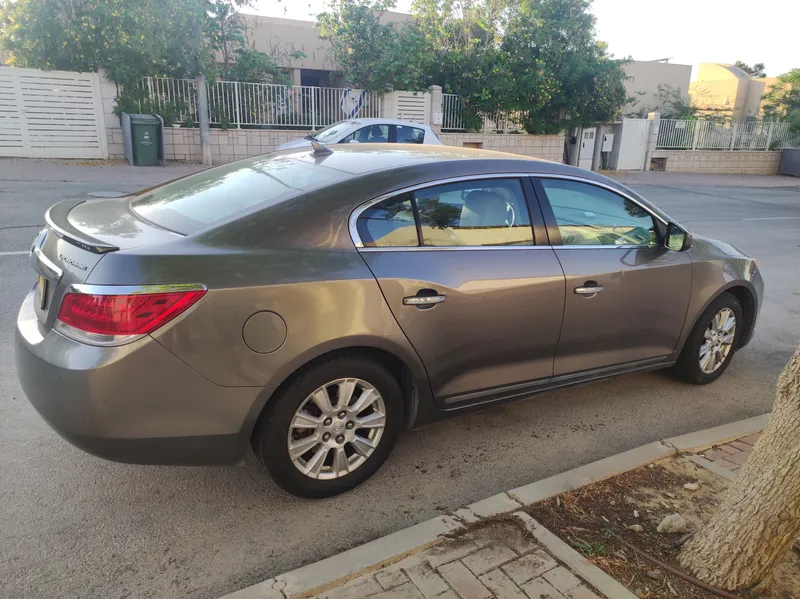 Buick LaCrosse 2nd hand, 2012, private hand