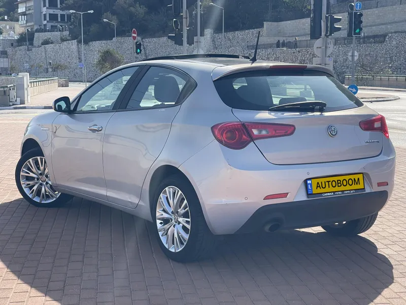 Alfa Romeo Giulietta с пробегом, 2017, частная