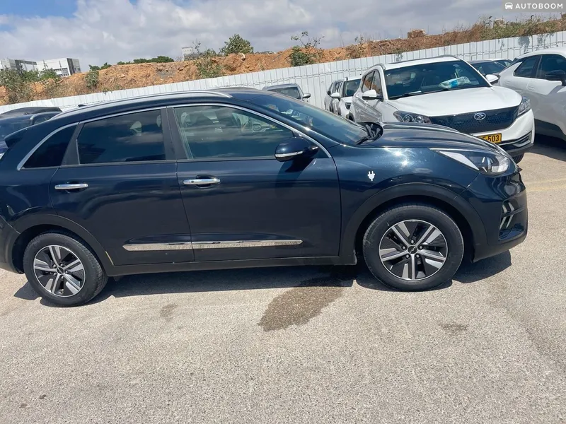 Kia Niro с пробегом, 2022