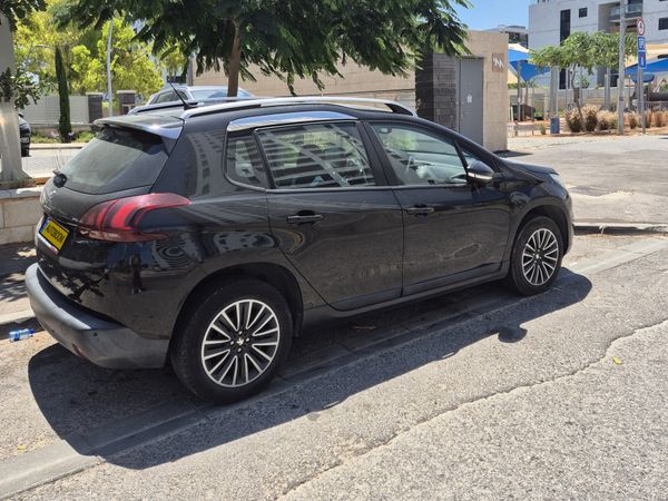 Peugeot 2008 2nd hand, 2020, private hand