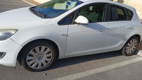 Opel Astra 2nd hand, 2012