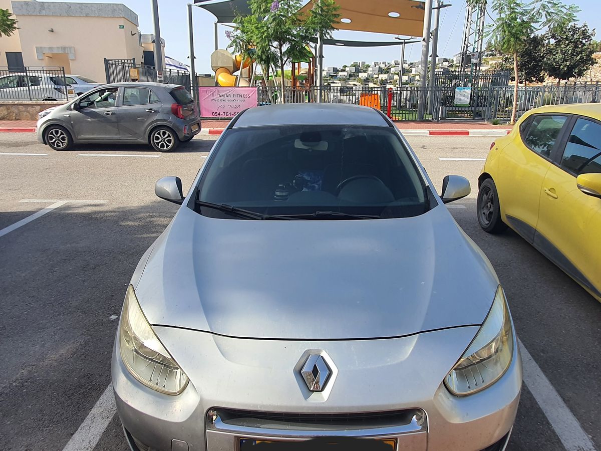 Renault Fluence с пробегом, 2011, частная рука