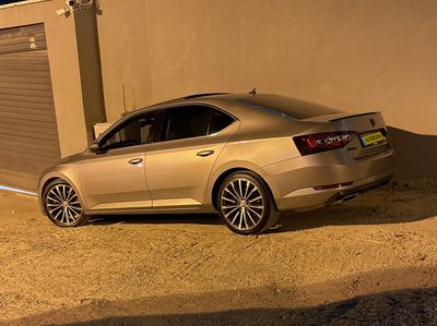 Skoda Superb 2nd hand, 2018, private hand