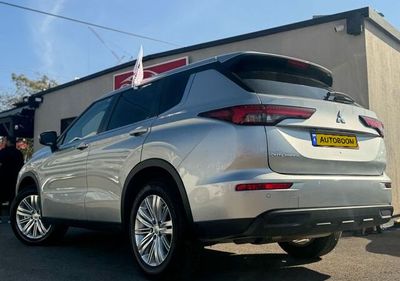 Mitsubishi Outlander 2nd hand, 2024