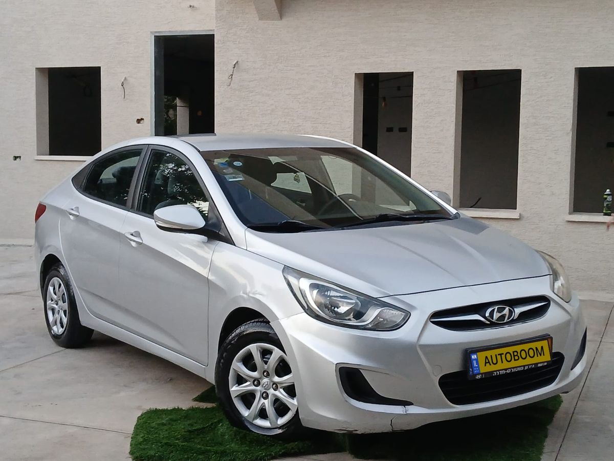 Hyundai i25 с пробегом, 2013, частная