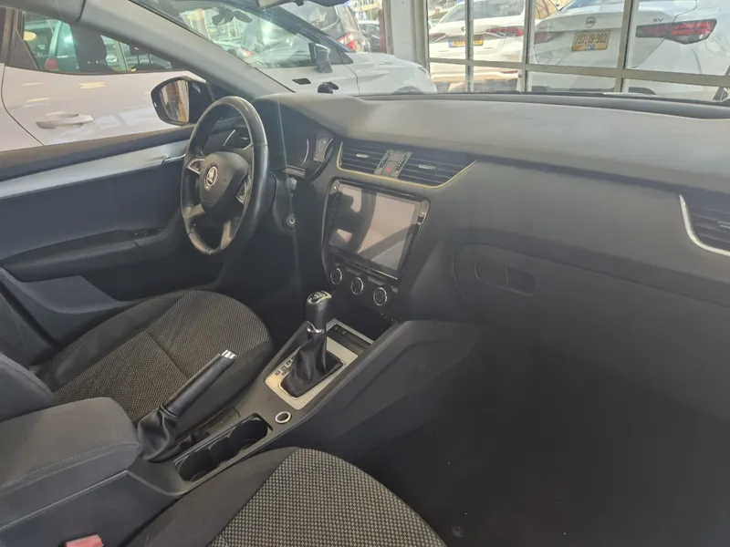 Skoda Octavia 2nd hand, 2015