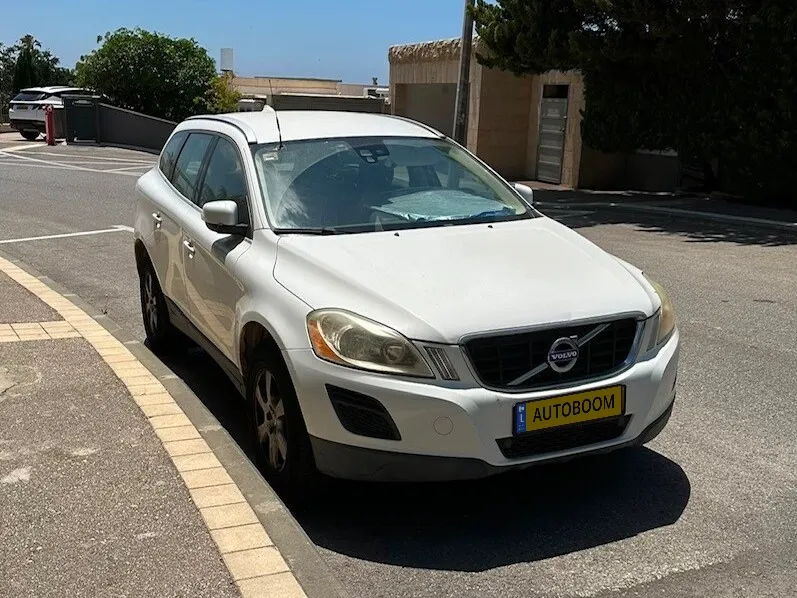 וולוו XC60 יד 2 רכב, 2011, פרטי