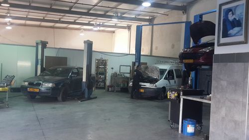 Garage Asher. Photo 6